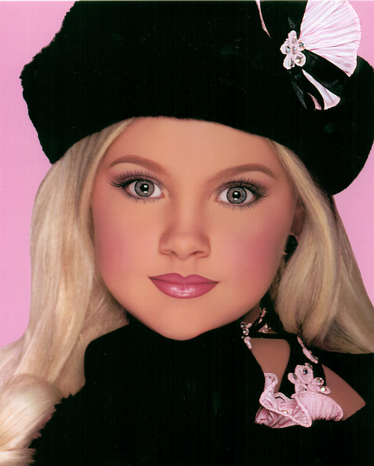madisonpinkblack.jpg